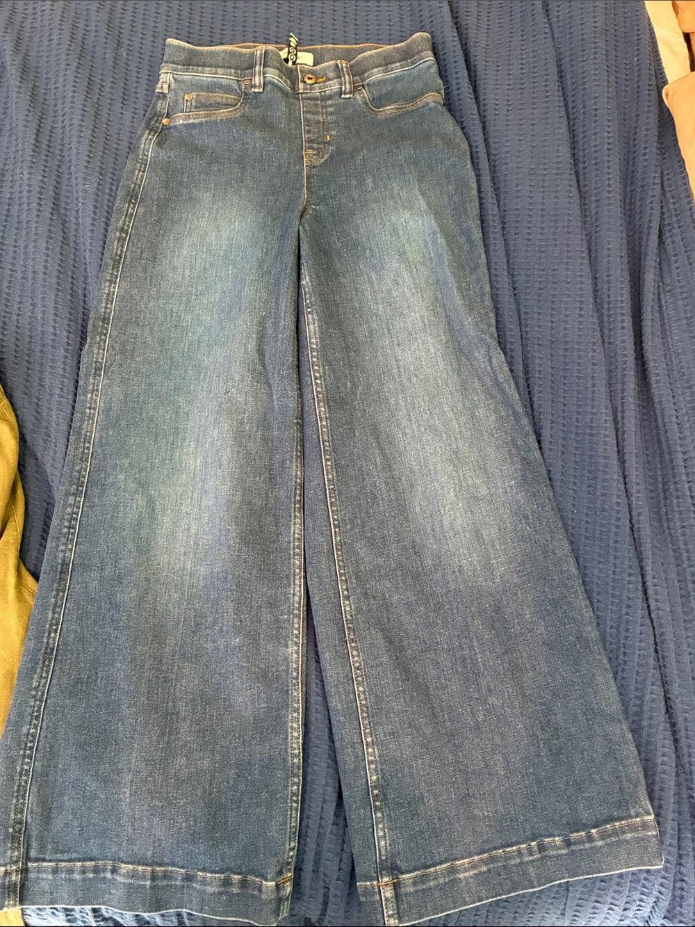 SPANX Wide-Leg Jeans in Medium Blue Denim
